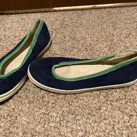 LL Bean lined fall flats - Picture 2 of 5